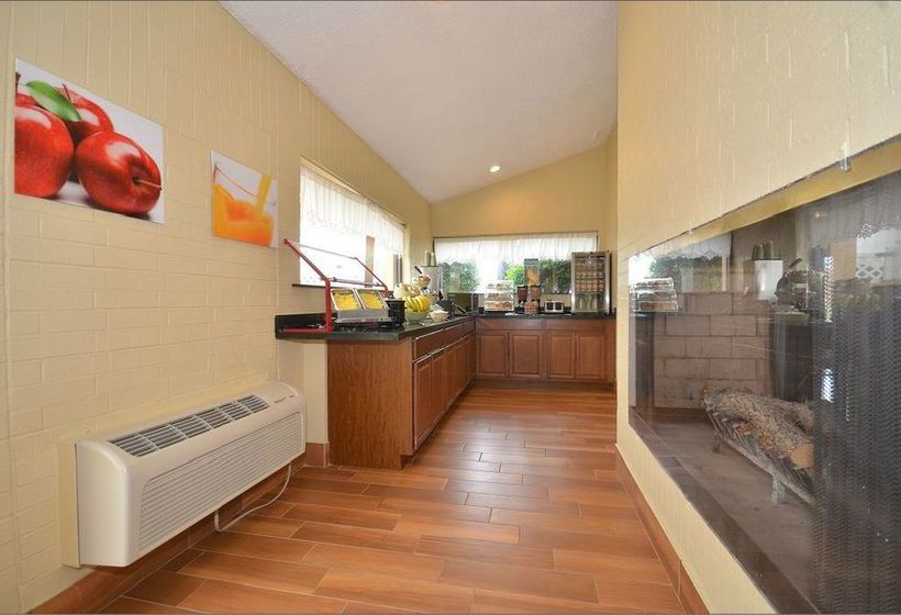 Hotel La Quinta Inn Tulsa East - 41st Street  | Tulsa | Oklahoma | United States 2