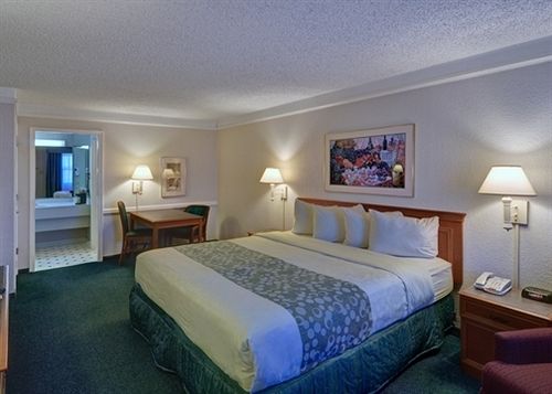 Hotel La Quinta Inn Tulsa East - 41st Street  | Tulsa | Oklahoma | United States 20