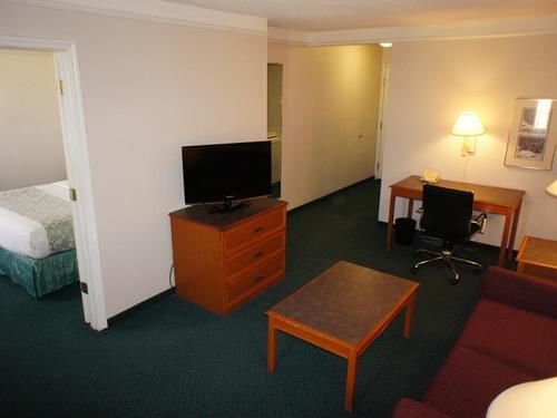 Hotel La Quinta Moline  | Moline | Illinois | United States 13