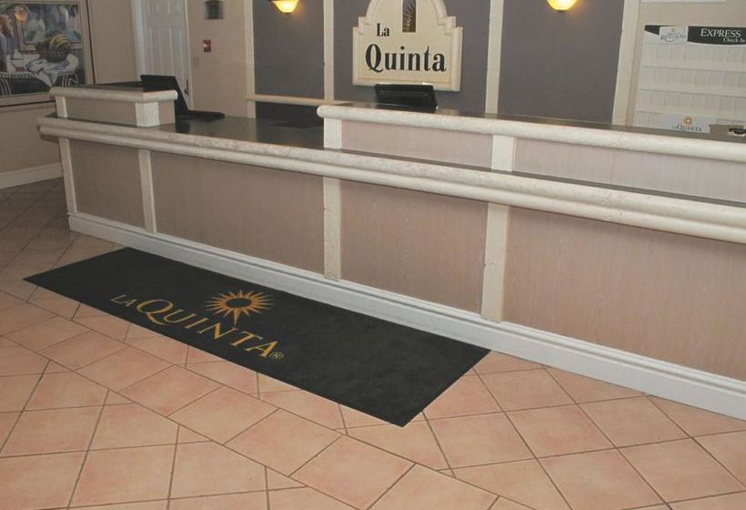 Hotel La Quinta Moline  | Moline | Illinois | United States 3