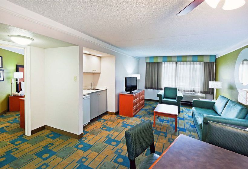 Hotel La Quinta Medical Center  | Lubbock | Texas | United States 12