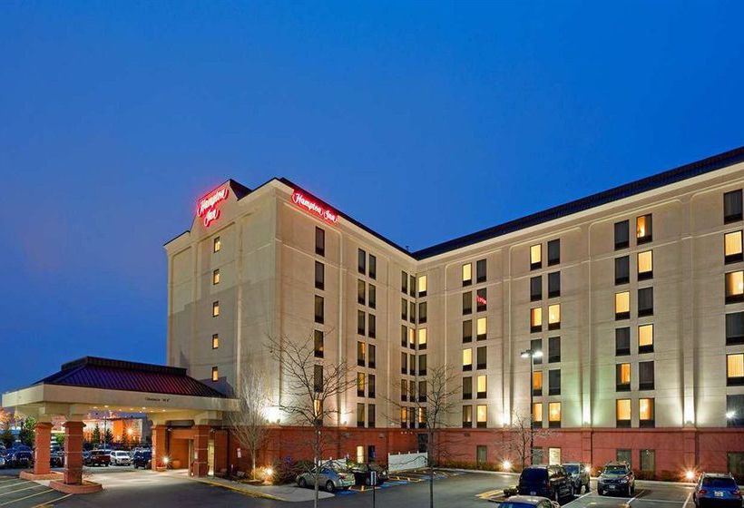 Hotel Hampton Inn Boston-Logan Airport 