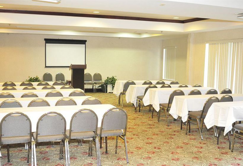 Hotel Comfort Suites Newark  | Newark | New Jersey | United States 2