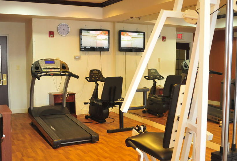 Hotel Comfort Suites Newark  | Newark | New Jersey | United States 7