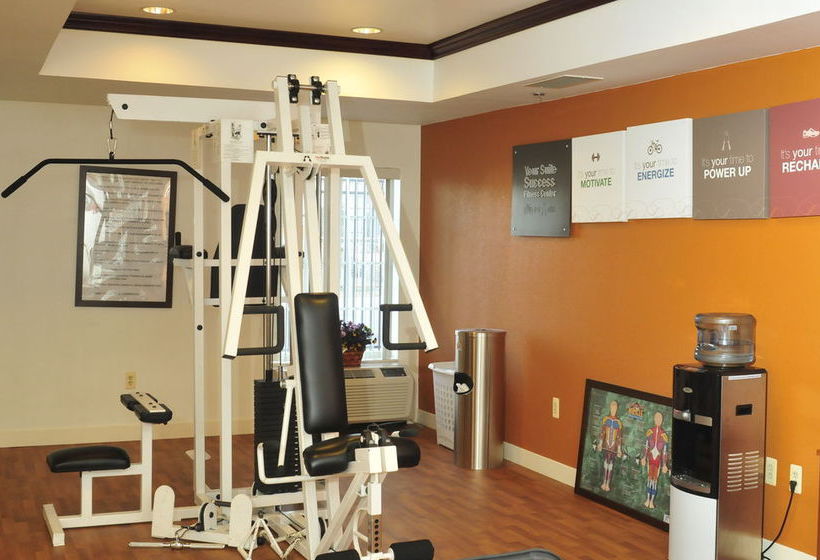 Hotel Comfort Suites Newark  | Newark | New Jersey | United States 9