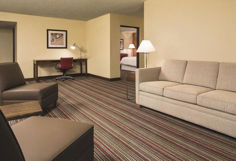 Clarion Hotel & Conference Center Bentonville  | Bentonville | Arkansas | United States 11
