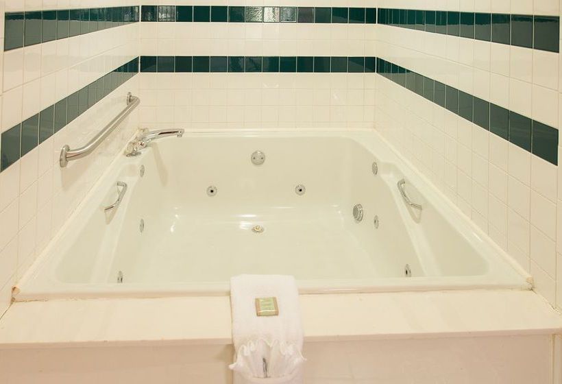 Hotel Super 8 North Little Rock McCain  | North Little Rock | Arkansas | United States 12