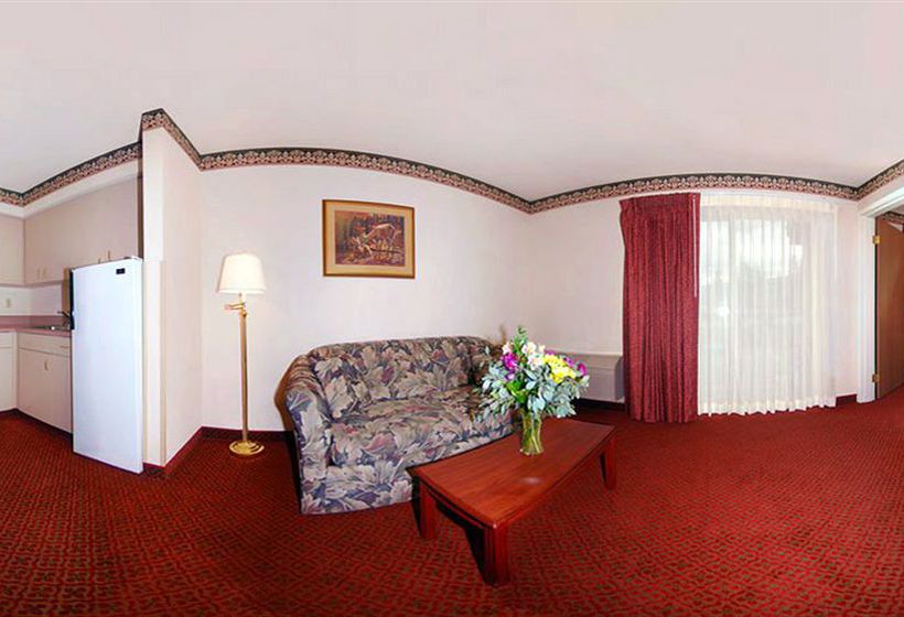 Hotel Quality Inn & Suites Summit County  Silverthorne Colorado