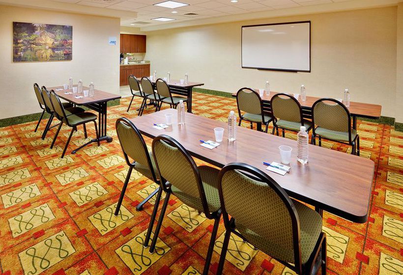 Hotel Holiday Inn Express Bradley Airport   | Windsor Locks | Connecticut | United States 10