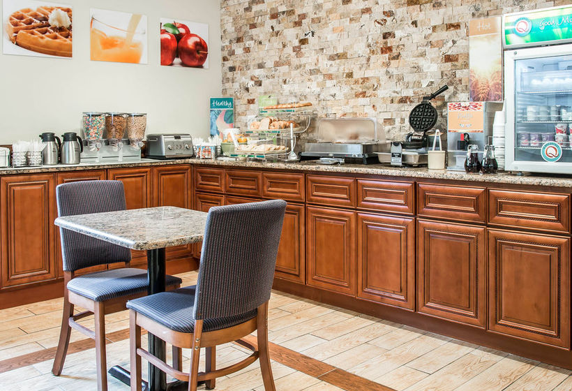 Hotel Quality Inn    | Southfield | Michigan | United States 1