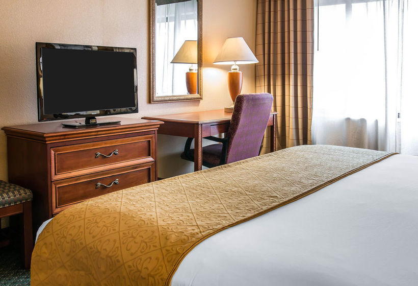 Hotel Quality Inn    | Southfield | Michigan | United States 11