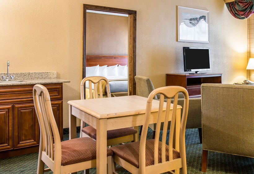 Hotel Quality Inn    | Southfield | Michigan | United States 17
