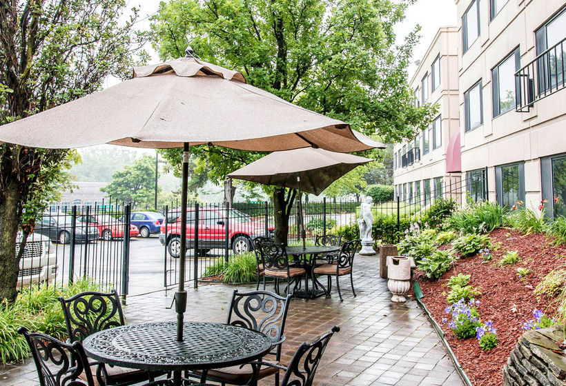 Hotel Quality Inn    | Southfield | Michigan | United States 4