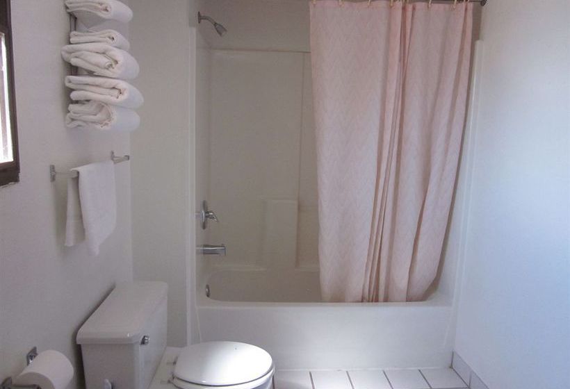 Marianna Inn Motel lodging  | Panguitch | Utah | United States 1