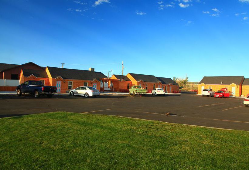 Marianna Inn Motel lodging  | Panguitch | Utah | United States 3