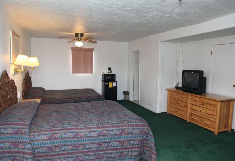 Marianna Inn Motel lodging  | Panguitch | Utah | United States 6