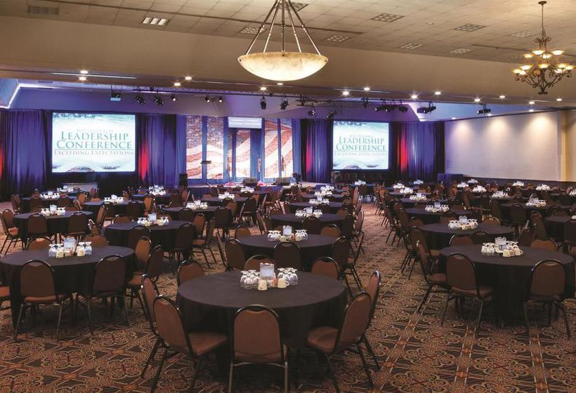 Best Western Plus Ramkota Hotel  | Bismarck | North Dakota | United States 11