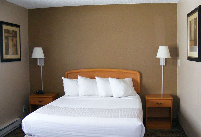 Hotel Americas Best Value Inn & Suites Bismarck  | Bismarck | North Dakota | United States 13