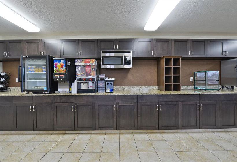 Hotel Americas Best Value Inn & Suites Bismarck  | Bismarck | North Dakota | United States 5