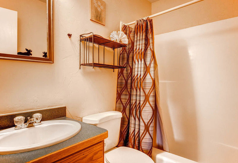 Hotel Ski Inn  | Steamboat Springs | Colorado | United States 2