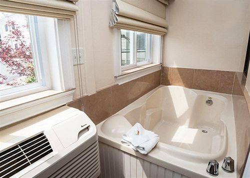 Hotel Newport Inn  | Middletown | Rhode Island | United States 6