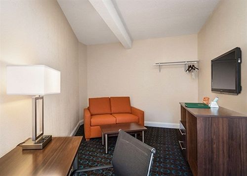 Hotel Newport Inn  | Middletown | Rhode Island | United States 7