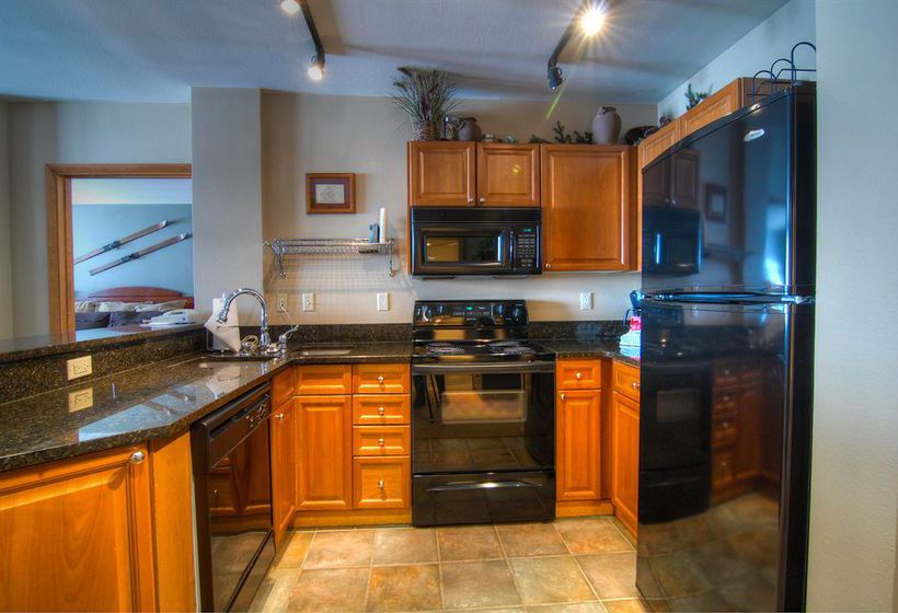 Hotel Zephyr Mountain Lodge  | Winter Park | Colorado | United States 20