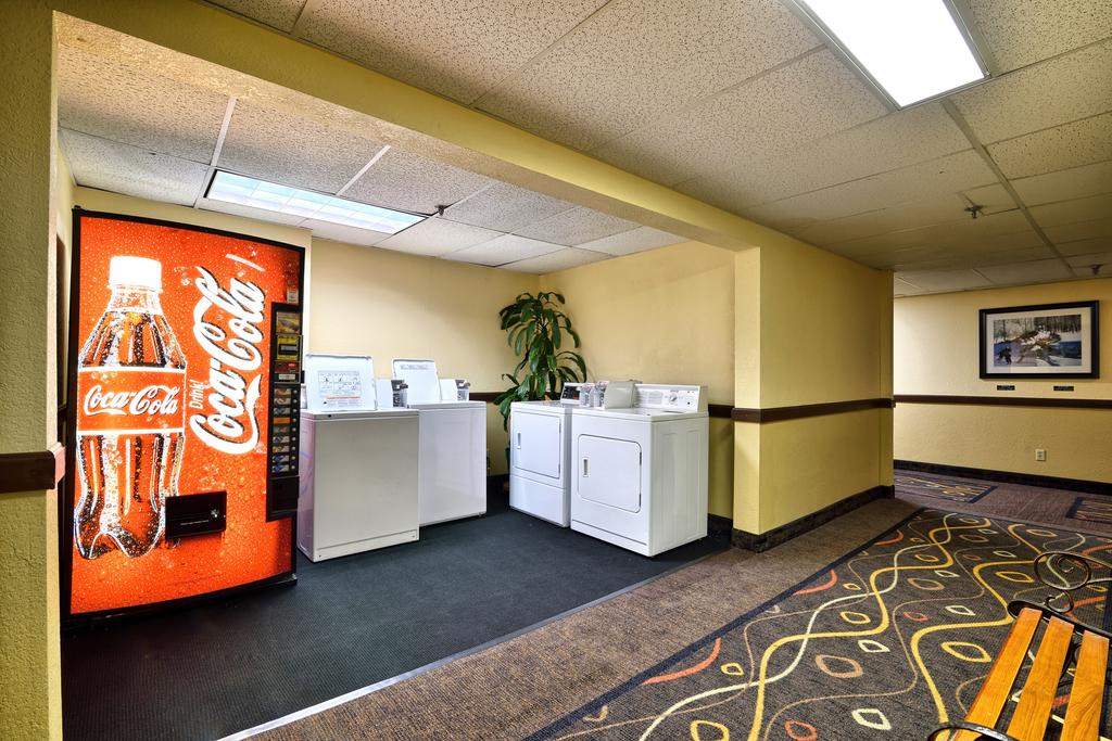 Katahdin Inn & Suites | Millinocket 17