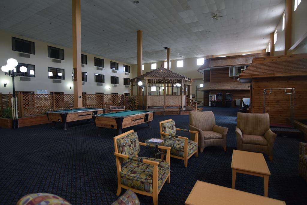 Katahdin Inn & Suites | Millinocket 3