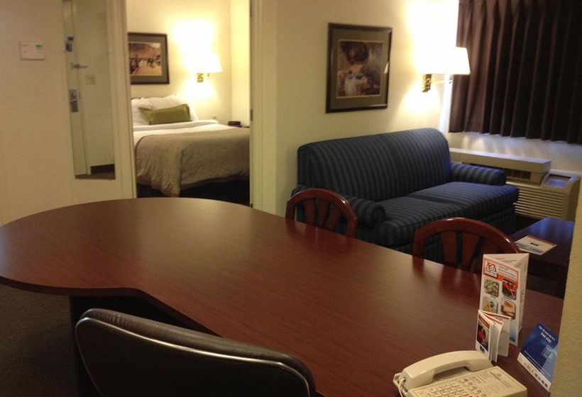 Hotel Candlewood Suites Durham  | Durham | North Carolina | United States 8
