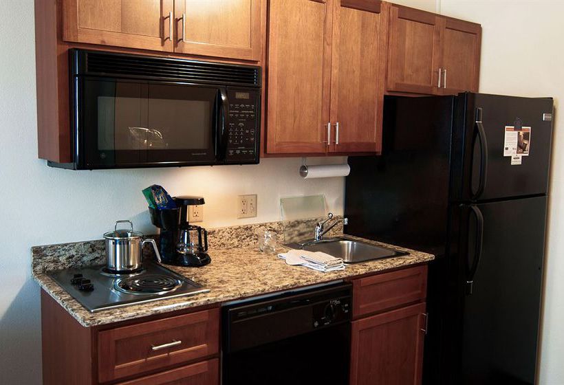 Hotel Candlewood Suites Salina  | Salina | Kansas | United States 16