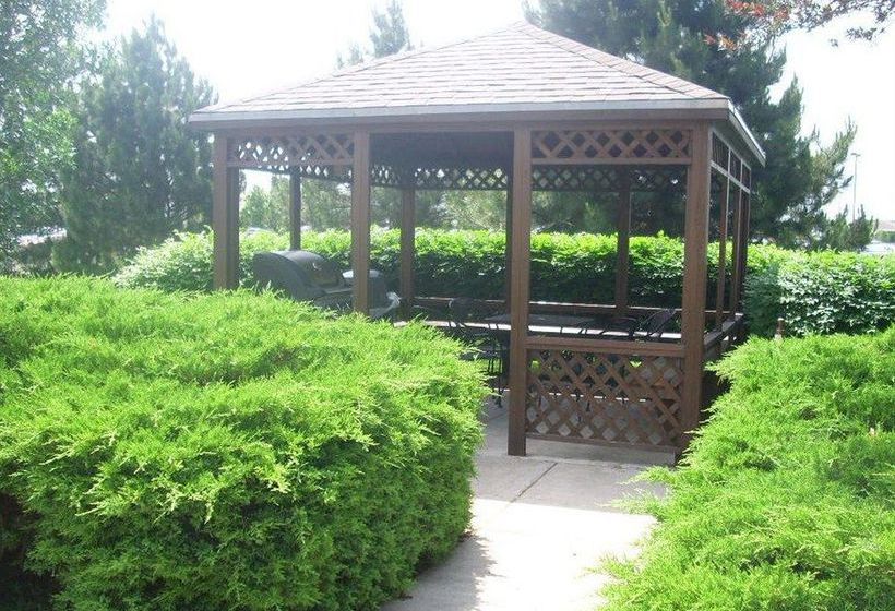 Hotel Candlewood Suites Salina  | Salina | Kansas | United States 4