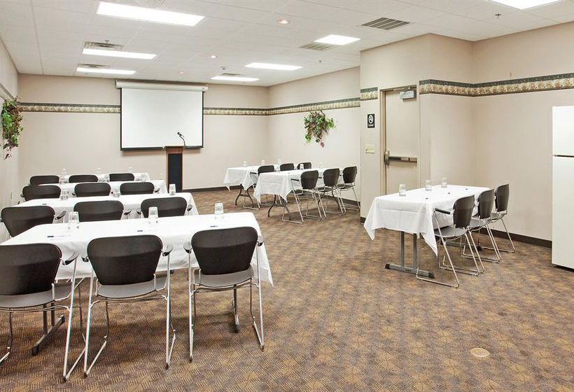 Hotel Candlewood Suites Salina  | Salina | Kansas | United States 7