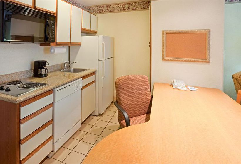 Hotel Candlewood Suites Tyler  | Tyler | Texas | United States 6