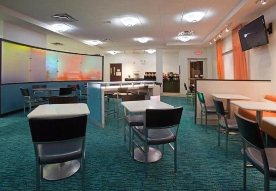 Hotel Springhill Suites By Marriott Portland Airport  | Portland | Oregon | United States 6