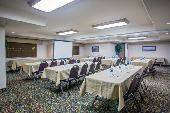 Hotel Americinn Peoria  | Peoria | Illinois | United States 10