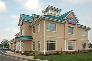 Howard Johnson Hotel - Toms River 