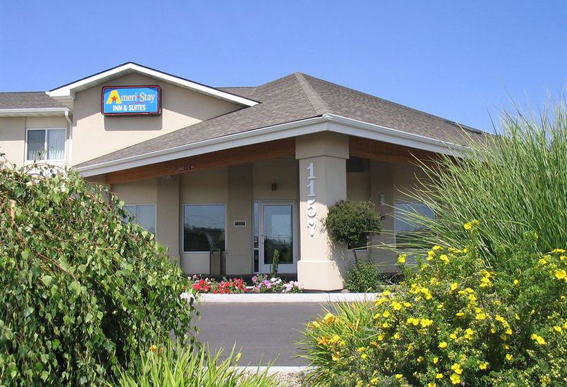 Hotel Ameristay Inn & Suites