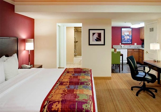 Hotel Residence Inn By Marriott Kansas City Country Club Plaza  | Kansas City | Missouri | United States 4