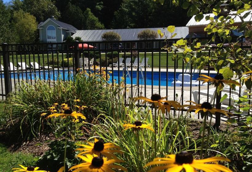 Hotel Mountain Road Resort At Stowe  | Stowe | Vermont | United States 2