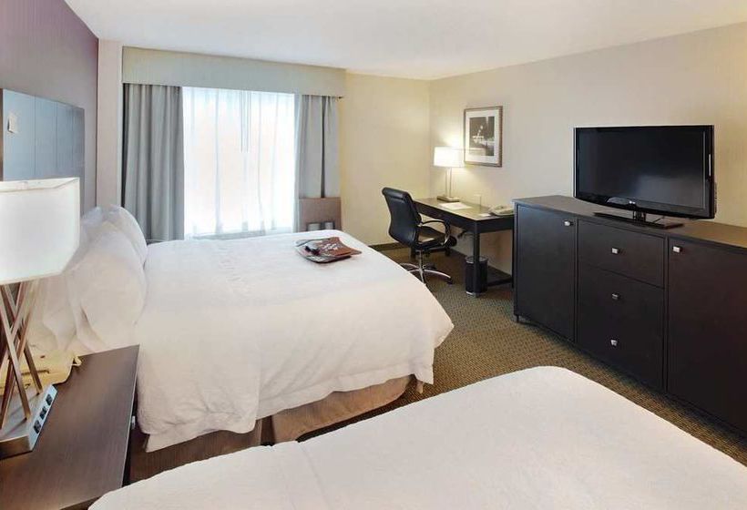 Hotel Hampton Inn & Suites Reagan National Airport  | Arlington | Virginia | United States 11