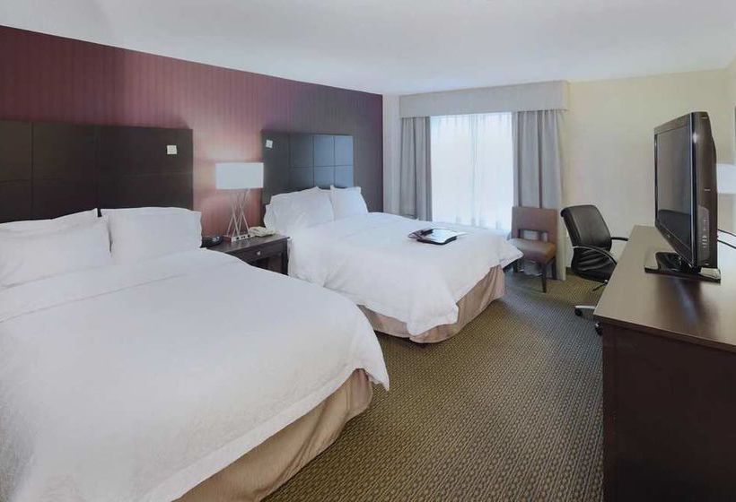 Hotel Hampton Inn & Suites Reagan National Airport  | Arlington | Virginia | United States 9