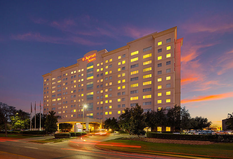 Hotel Marriott Suites Dallas Market Center  | Dallas | Texas | United States 6