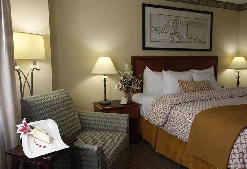 Hotel Embassy Suites  | Louisville | Kentucky | United States 10