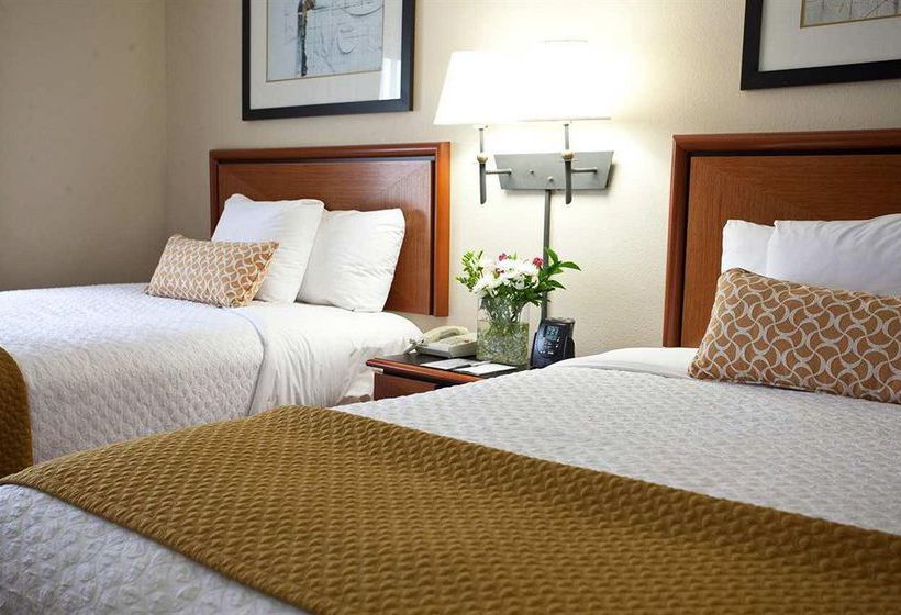 Hotel Embassy Suites  | Louisville | Kentucky | United States 17