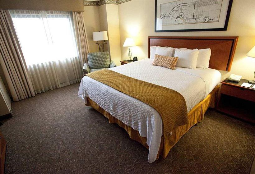 Hotel Embassy Suites  | Louisville | Kentucky | United States 9