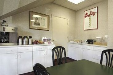 Hotel Howard Johnson  | New Brunswick | New Jersey | Hotel negli Stati Uniti 4