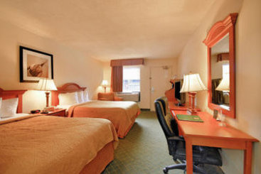 Hotel Express By Holiday Inn  | Gulfport | Mississippi | United States 6