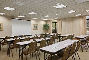 Hotel Wingate Inn - Schaumburg  | Schaumburg | Illinois | United States 8