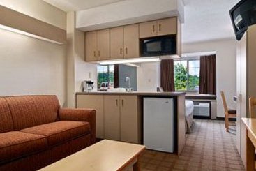 Microtel Inn & Suites Nashville  | Nashville | Tennessee | United States 8